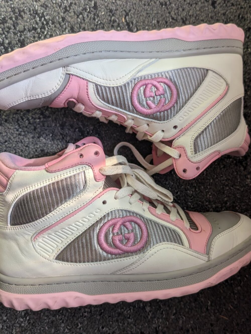 GUCCI sneakers
